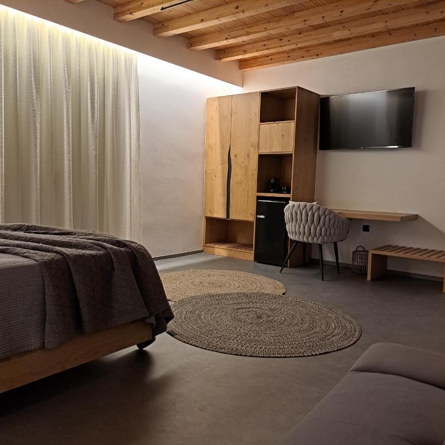 Nisaki Hotel & Elite Suites Ermupoli Exteriér fotografie