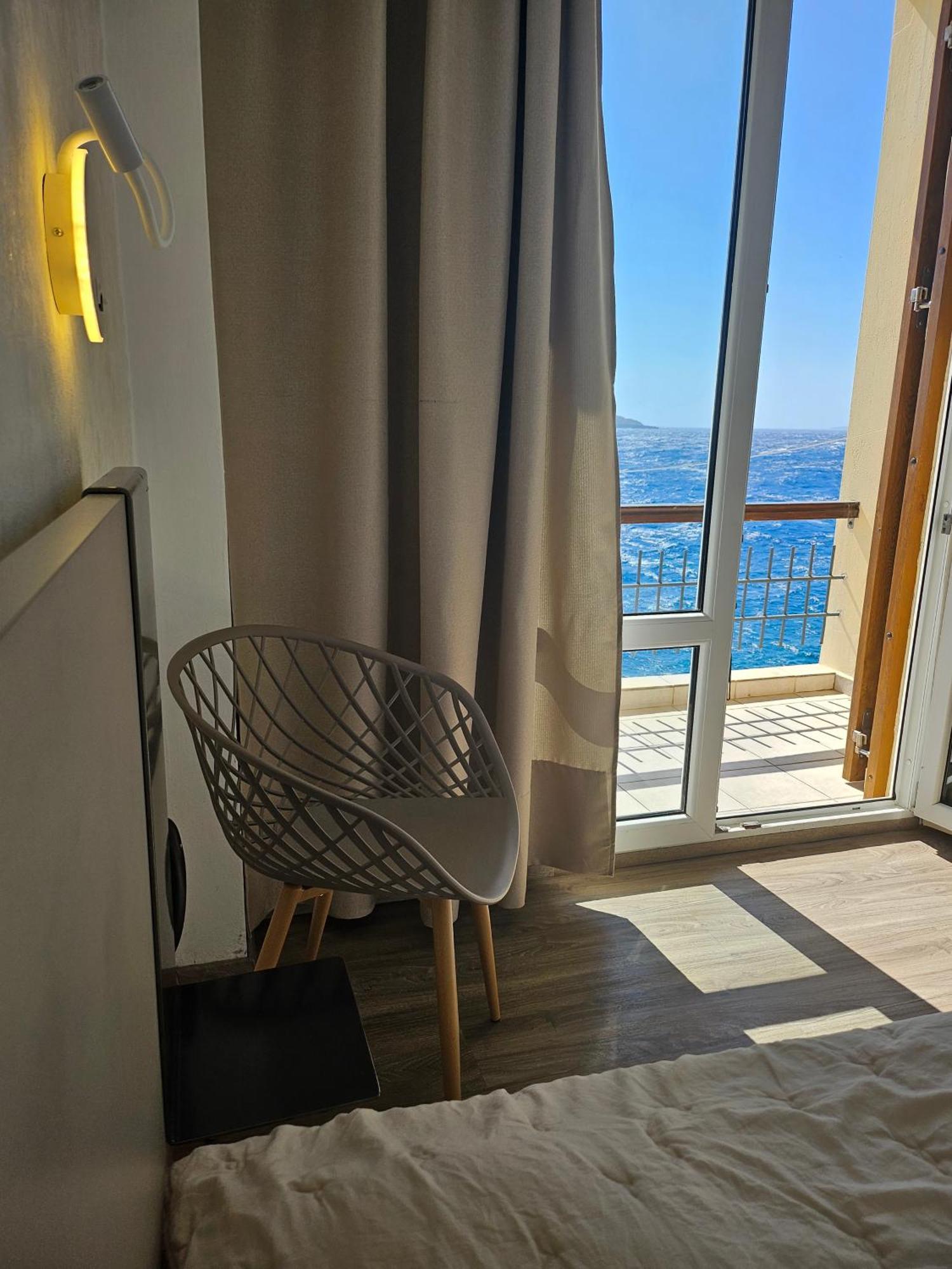 Nisaki Hotel & Elite Suites Ermupoli Exteriér fotografie