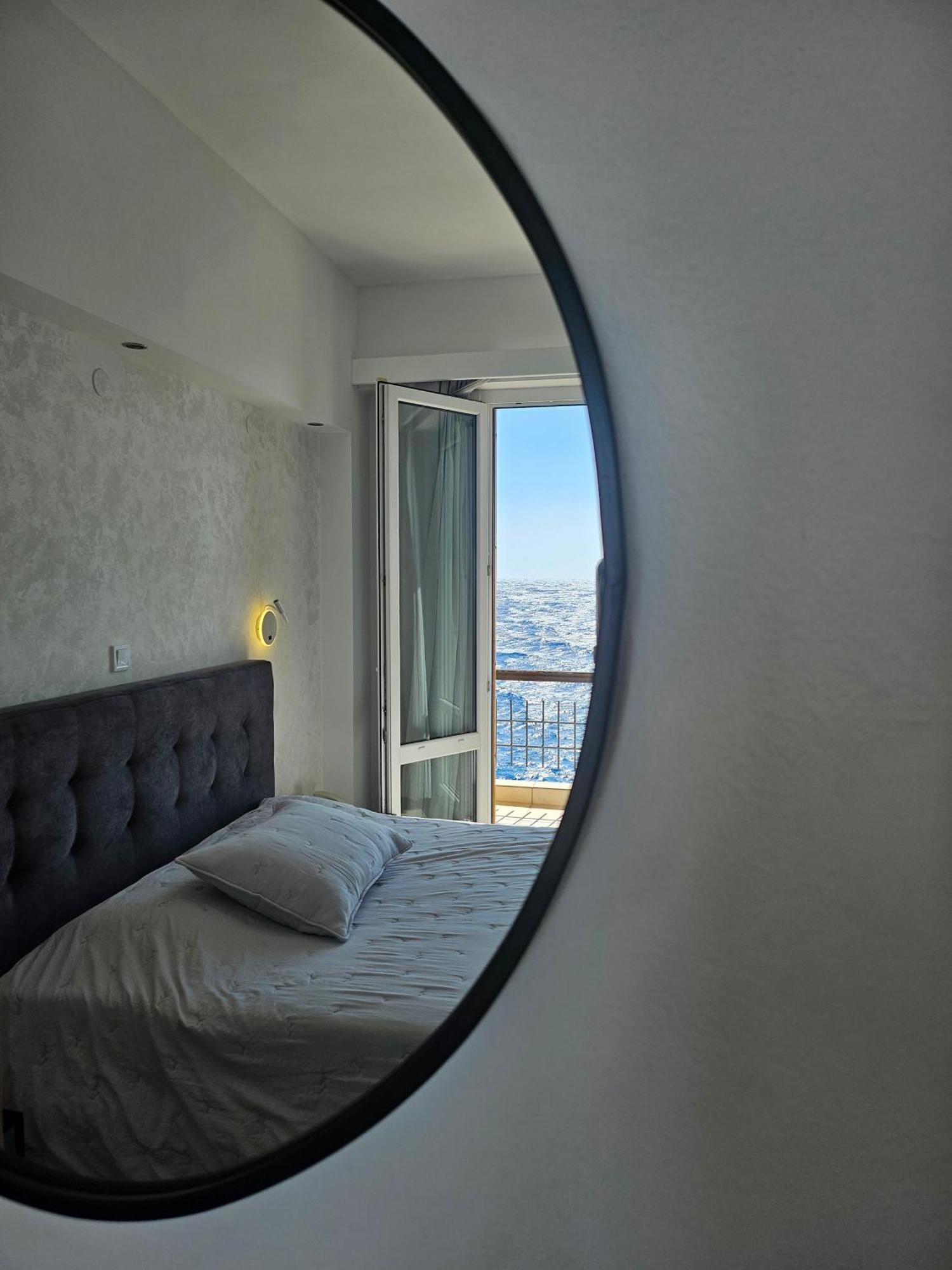 Nisaki Hotel & Elite Suites Ermupoli Exteriér fotografie
